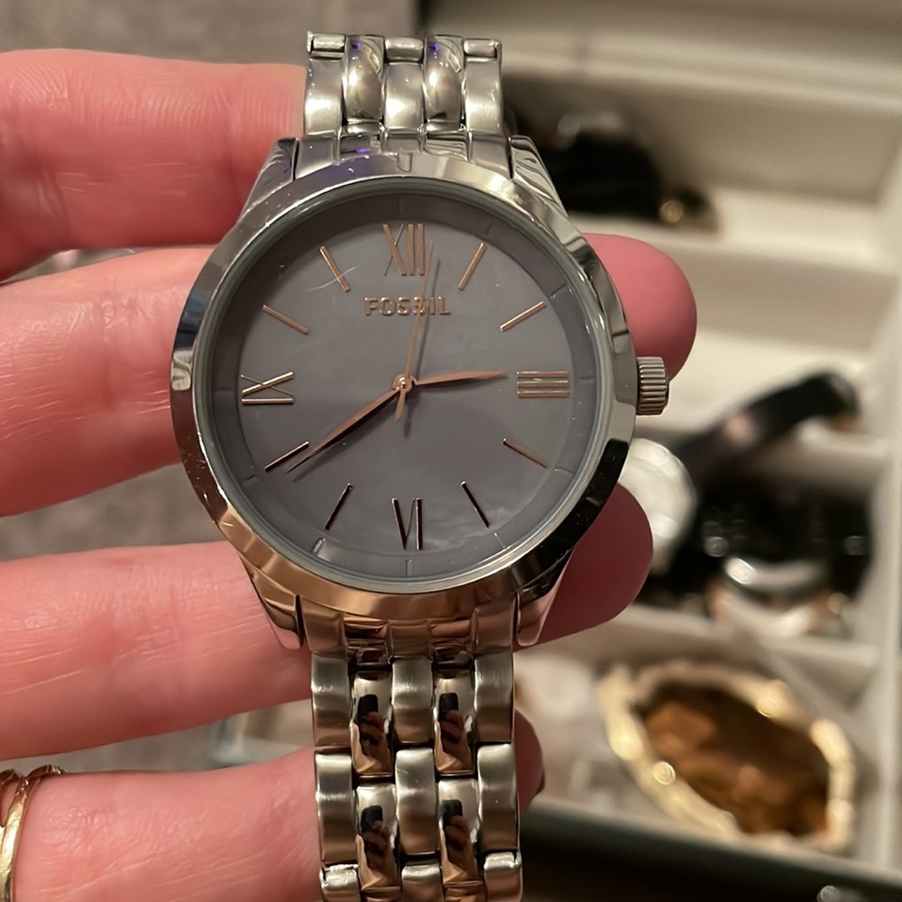 Fossil Watch - image 2